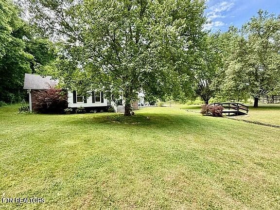 2nd image of 2019 Lawnville Rd