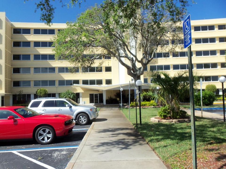 1st image of 1224 S Peninsula Dr APT 316
