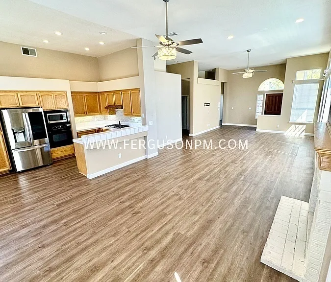 5630 Darby Rd — Photo 5