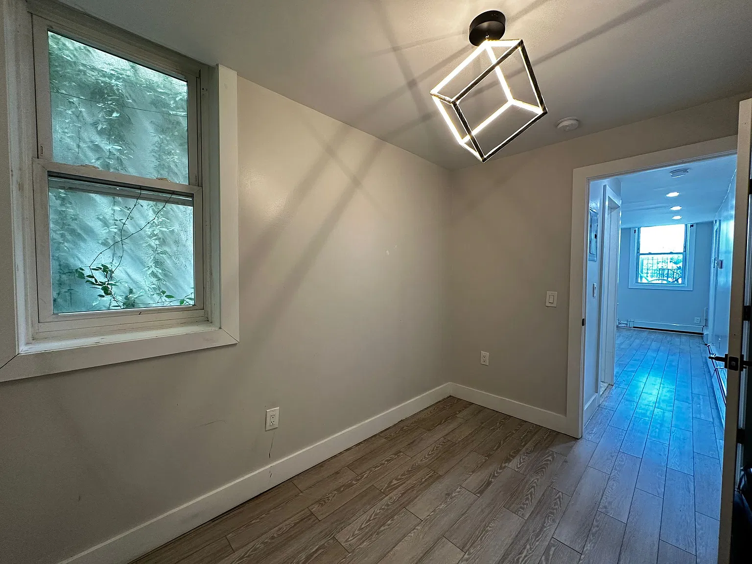 Studio, 500 sqft, $1,750 — Photo 4