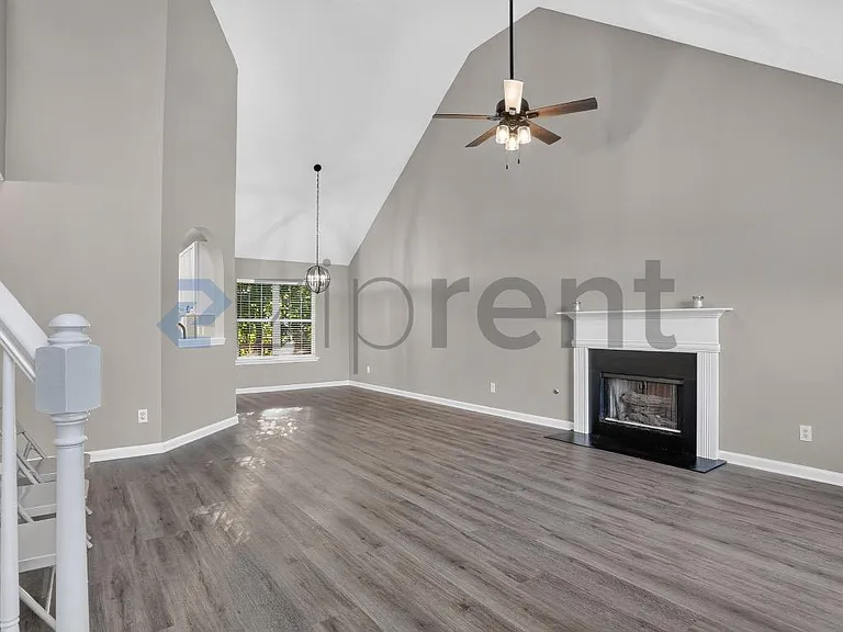 4972 Lake Park Cir — Photo 9