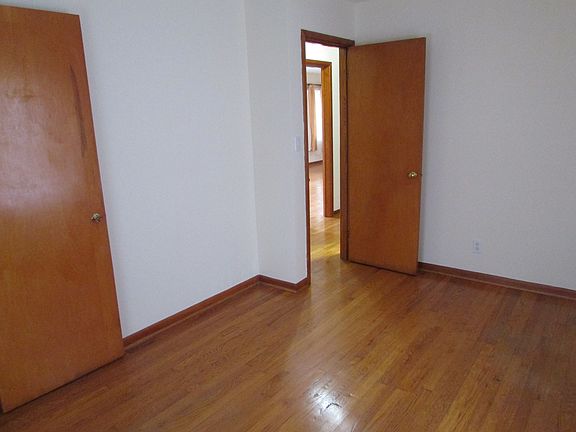 5th image of 4116 Foley Dr