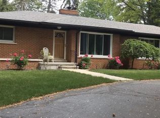 25120 Muerland Rd, Southfield, MI 48033