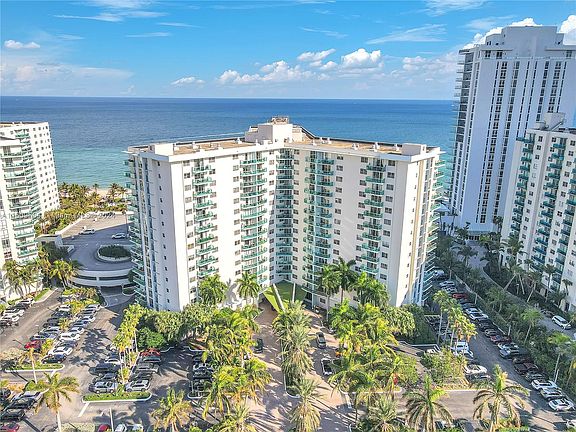 2nd image of 3901 S Ocean Dr Suite 1D
