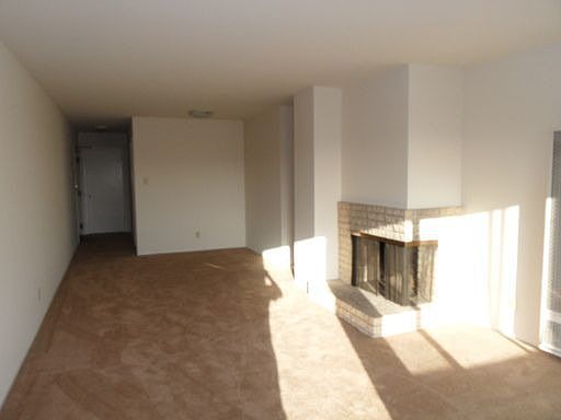 4th image of 420 7th Ave APT 301