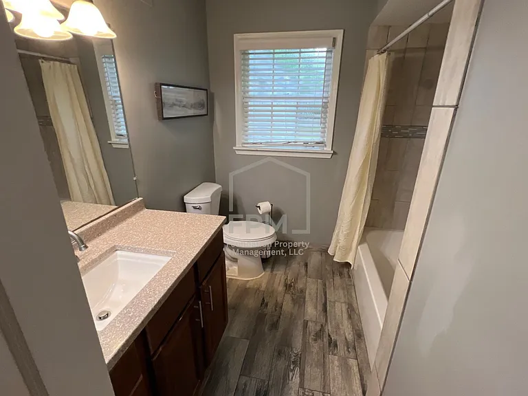 6236 Haddington Dr — Photo 15