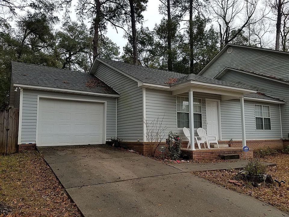 2nd image of 1977 Maymeadow Ln