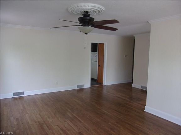 3rd image of 412 Peace St