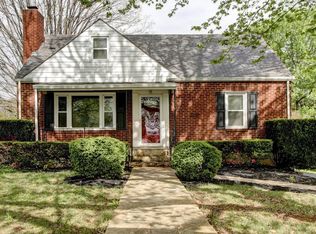 800 Clearview Dr, Vinton, VA 24179
