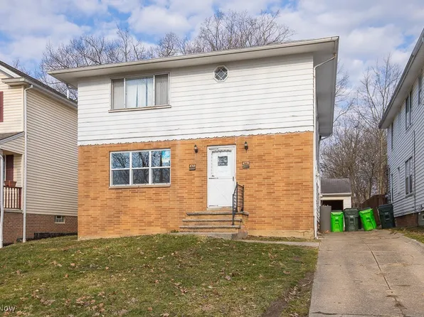 4768 Birchwood Rd, Garfield Heights, OH 44125
