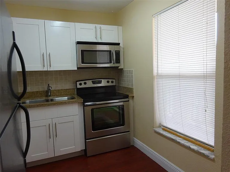 6050 NW 64th Ave #307 — Photo 3
