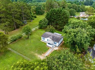 8619 Canary St, Hickory, NC 28601