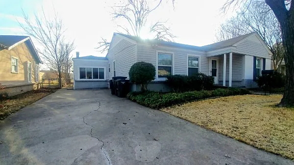 3821 Carolyn Rd — Photo 5