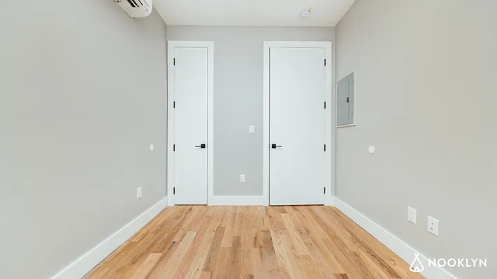 Rented by Nooklyn NYC LLC | media 19