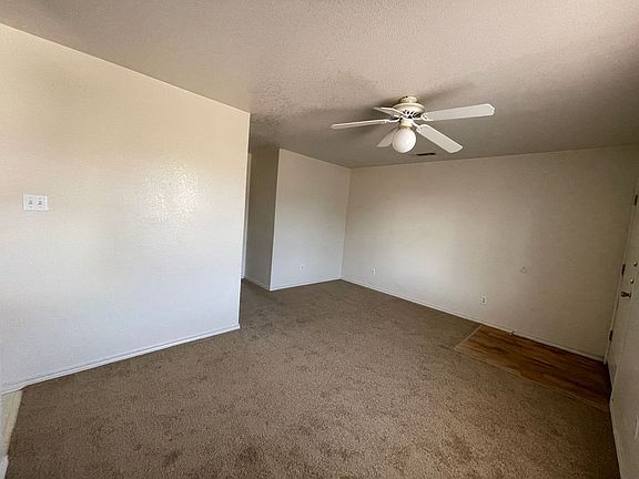 5th image of 1801 Cedarhill Dr APT C