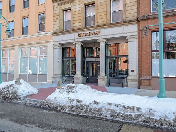 3rd image of 234 North Broadway