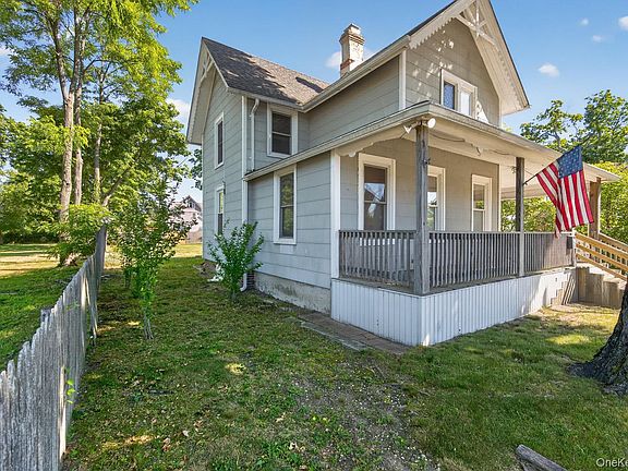 3rd image of 49 Cedar Street