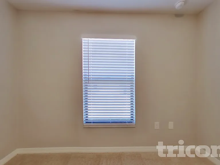 1744 Chatham Green Cir — Photo 12