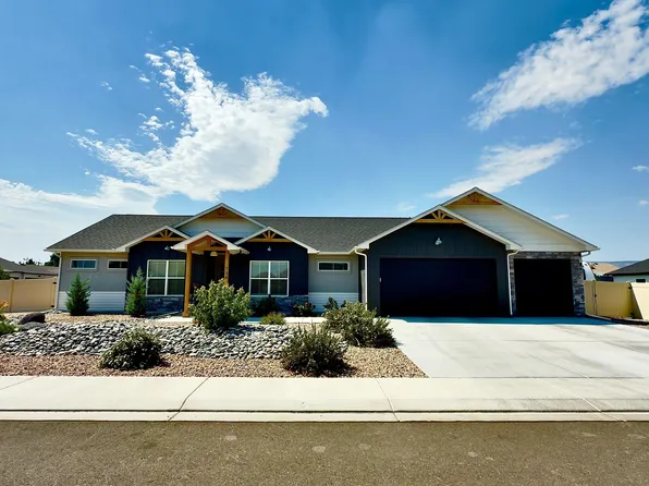 734 Flamecrest Dr, Fruita, CO 81521