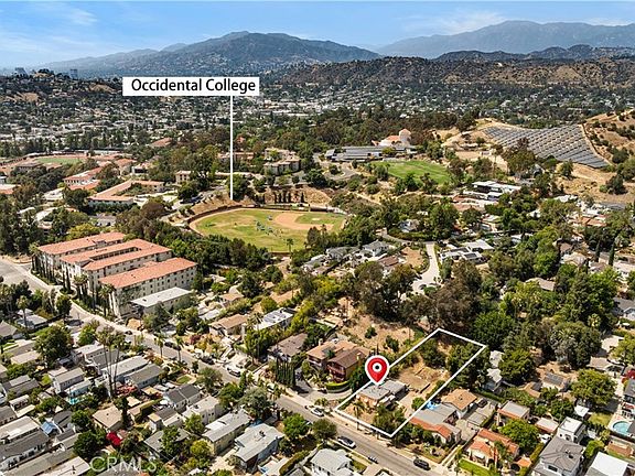 4th image of 4949 Range View Ave