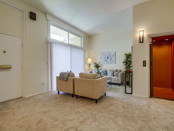 5th image of 4920 McConnell Ave #1/2