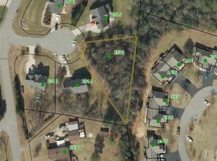 2520 27th Avenue Cir NE, Hickory, NC 28601