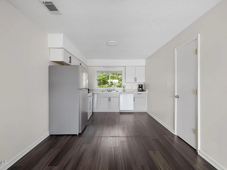 107 Angeline Dr #5 — Photo 11