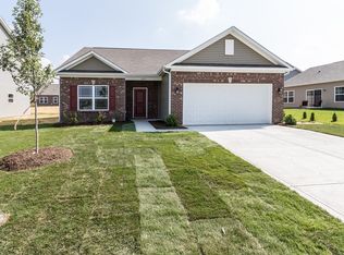 207 Thistle Wood Dr, Greenfield, IN 46140