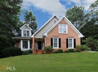 181 Colonial Dr, Woodstock, GA 30189