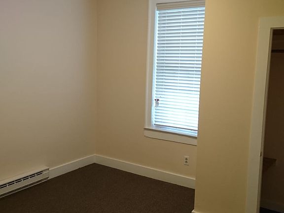 5th image of 26 Susquehanna Ave APT 4