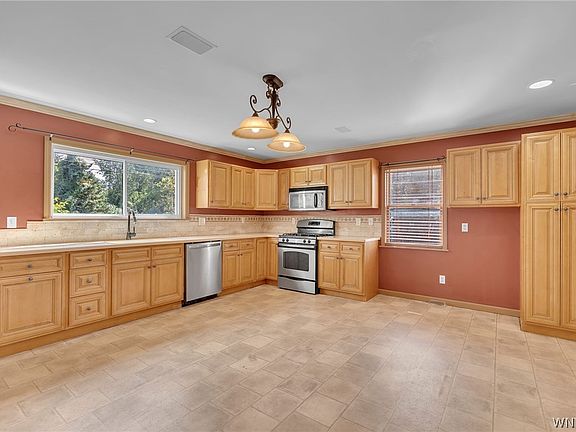 4th image of 3761 Batavia Oakfield Town Line Rd