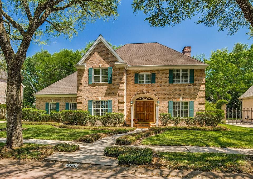 1st image of 1339 Camelot Pl