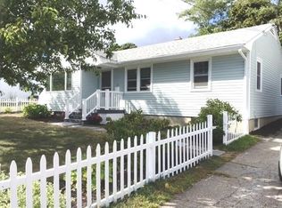 36 Hodgkins St, Gloucester, MA 01930