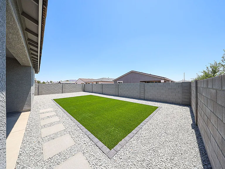 5633 W McNeil St — Photo 49