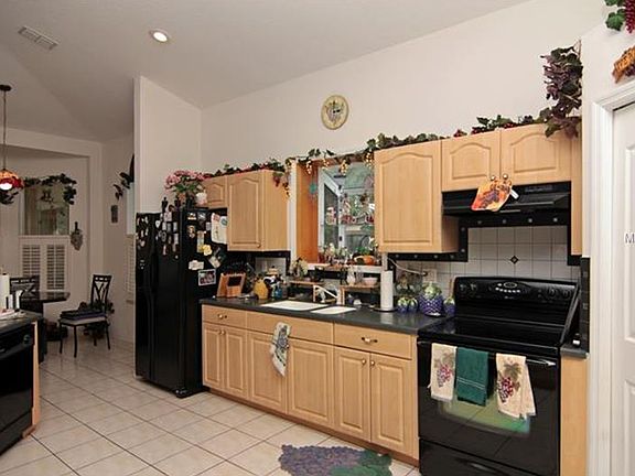 2nd image of 5643 102nd Ave