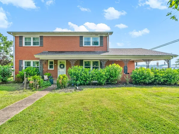1701 Parkview Dr, Hopkinsville, KY 42240