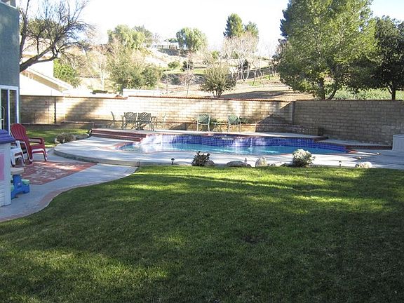 4th image of 17724 Hillsboro Pl