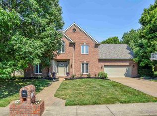 3088 Trailwood Dr, Newburgh, IN 47630