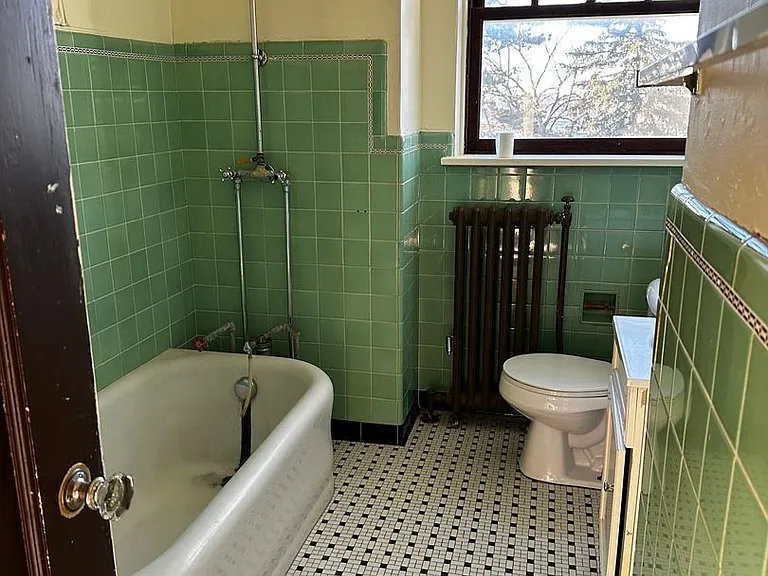 1 N Catlin St — Photo 15