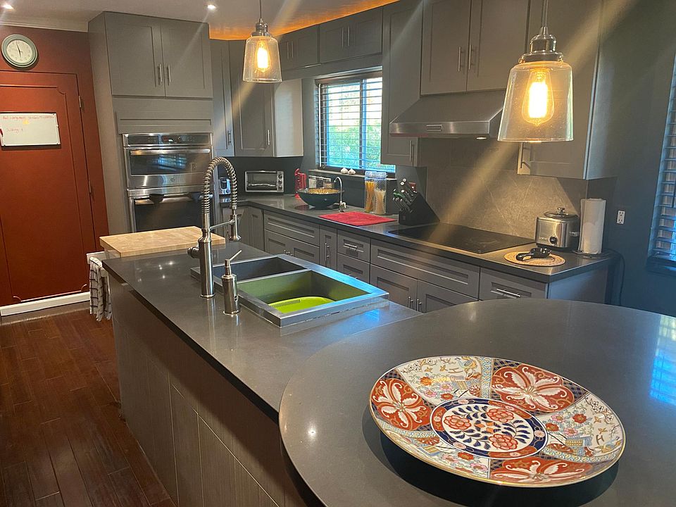 Freshly Remodeled Kitchen. Fully Equipped with everything you could need.