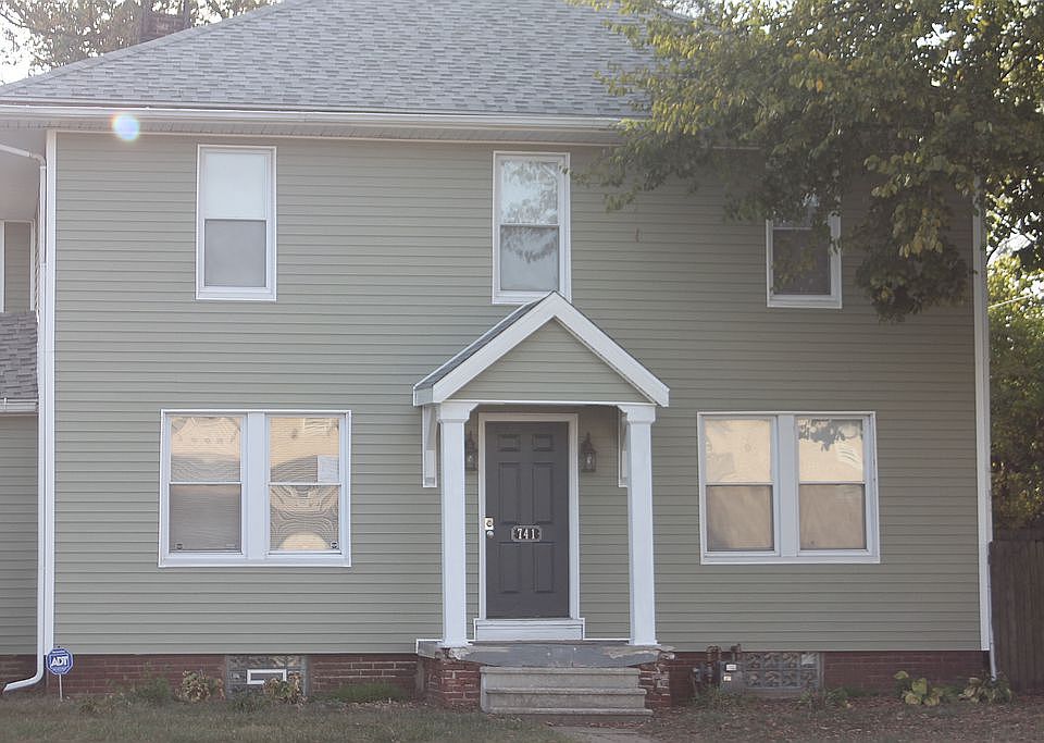 1st image of 741 N Eddy St