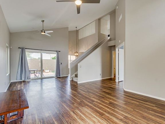 5th image of 325 N Colony Cove Dr