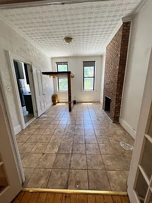 Rented by Francis Castoria LREB | media 2