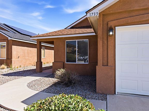 4th image of 1733 Gallinas Rd NE