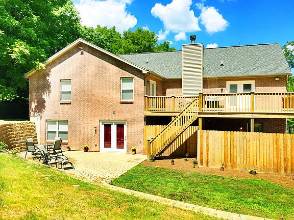 3rd image of 8164 N Dilcrest Cir