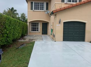 15289 SW 37th Ter, Miami, FL 33185