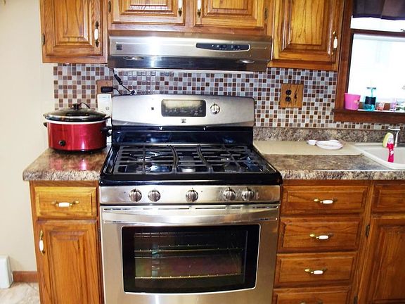 5th image of 503 E Diamond St