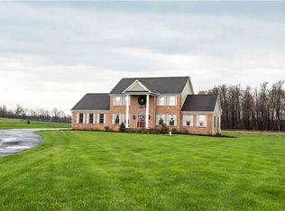 4658 Bassett Rd, Atwater, OH 44201
