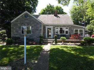 353 Mer Edinburg Rd, Hamilton, NJ 08619