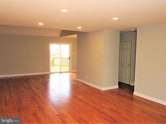 2nd image of 74 Bellwood Dr